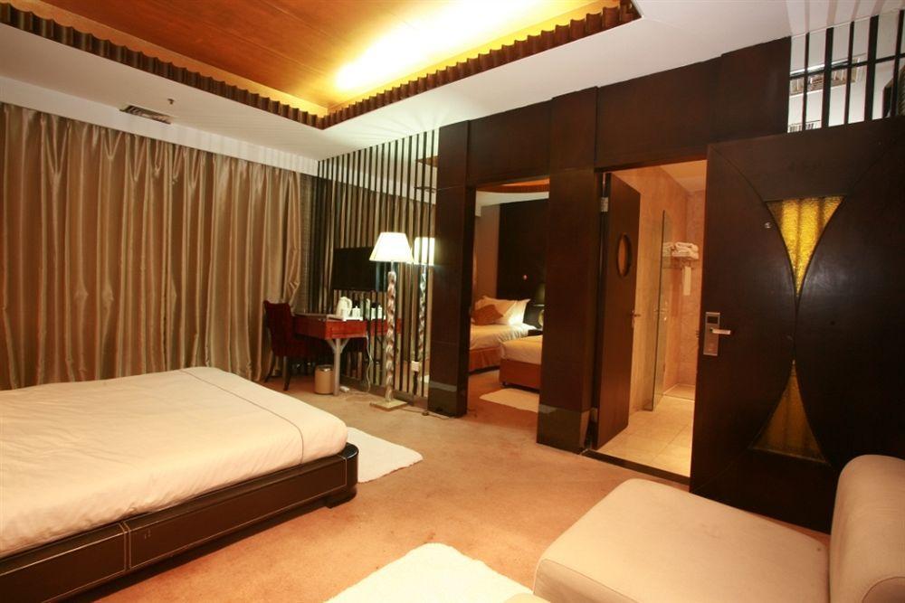Base-Sanlitun Serviced Apartment Beijing Exterior foto